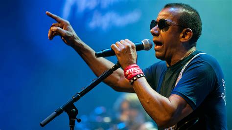 Chama O S Ndico Jorge Ben Jor Faz Show Seus Maiores Sucessos No