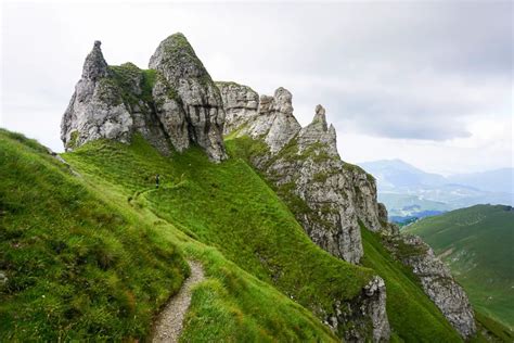 Obiective Turistice In Dambovita Locuri Interesante Pentru O