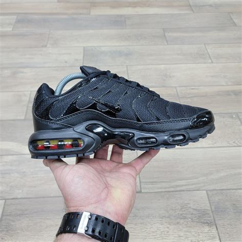 Купить мужские и подростковые кроссовки Найк | Nike Air Max Plus Tn ...