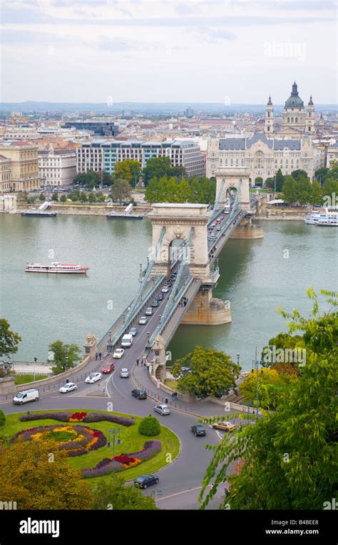 Chain Bridge and River Danube, Budapest, Hungary Stock Photo - Alamy