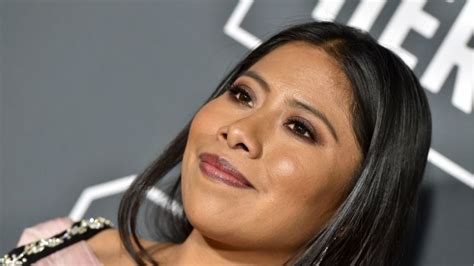 Yalitza Aparicio Vistió El Más Sexy De Sus Vestidos Para Una Famosa