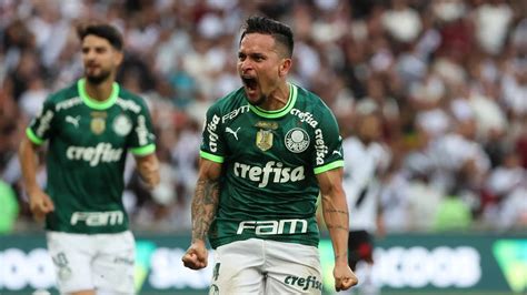 Palmeiras Reage Com Gols De Cabeça E Busca Empate Contra O Vasco No