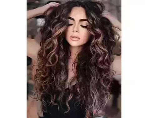 25 Stunning Balayage Curly Hair Looks Fabbon