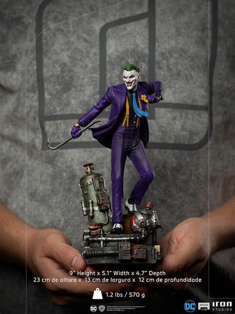 The Joker Receives New Deluxe Dc Comics Statue From Iron Studios