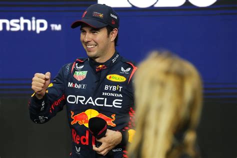 Checo Pérez da la cara por Red Bull y se queda con la pole en el Gran