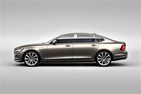 Ny superlyxig version av Volvo S90. Excellence är speciellt framtagen ...