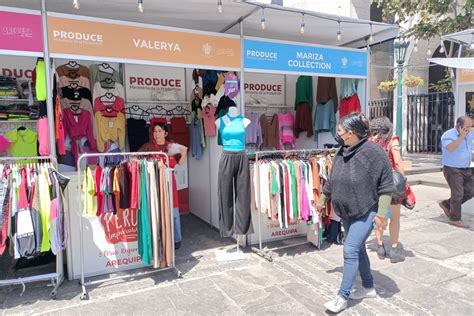 Feria Per Imparable Re Ne A Mypes En La Plaza Espa A De Arequipa