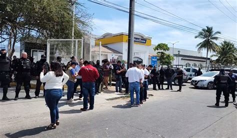 Colocan De Nuevo Sellos De Clausura En Centro De Verificaci N Sin