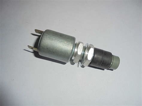 WG9100710006 — Датчик стоп-сигнала купить по цене от 692 тг. — WAY TRUCK