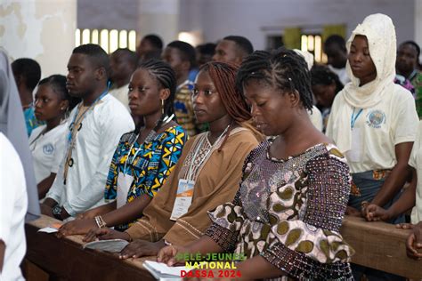 MG 6164 MESSE DE CLÔTURE DU PÉLÉ JEUNES 2024 À DASSA Aumônerie de