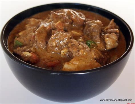 These are a few of my favourite things....: Beef Curry with Potatoes