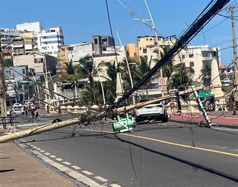 Motociclista Fica Ferido Ap S Ser Atingido Por Fia O De Poste Na