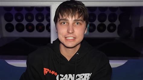 What Happened To Colby Brock Youtuber Celebrates Cancer Free Diagnosis