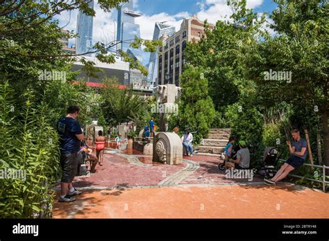 New York City New York August 10 2019 Chelsea Waterside Park Nyc