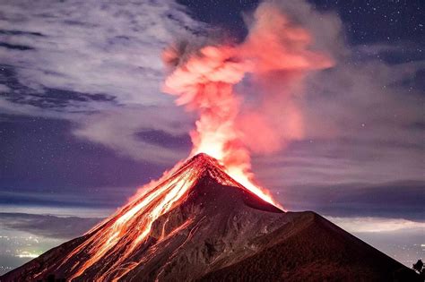 Guatemala El volcán del Fuego entró en erupción con explosiones