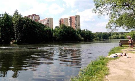 Река Десна (Приток Пахры), куда впадает на карте, сплав и рыбалка