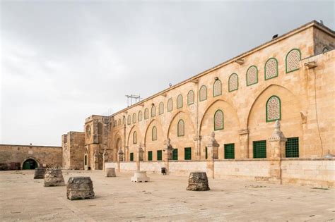 A Fachada Lateral Da Mesquita Al Aqsa Na Montagem Do Templo Na Antiga