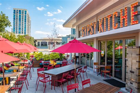 Rooftop Bars and Restaurants in Buckhead | Discover Atlanta