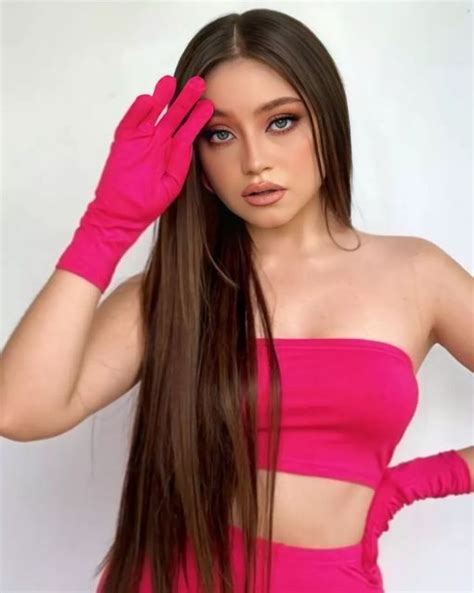 Pin De Wilson Oswaldo Torres Alvarado En Karol Sevilla Hot Fotos