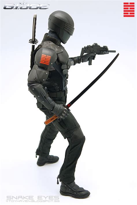 Toyhaven Hot Toys Th Scale G I Joe Retaliation Snake Eyes Inch Ninja Collectible Figure