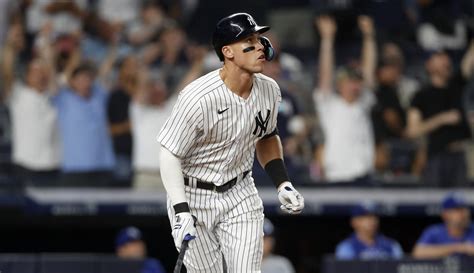 Linden S Aaron Judge Sets New American League Home Run Record