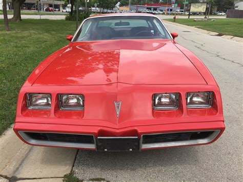 1979 Pontiac Firebird Esprit at Kansas City December 2018 as T72 - Mecum Auctions