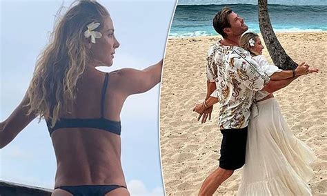 Chris Hemsworth S Wife Elsa Pataky Shows Off Her Incredible Figure In Skimpy G String Bikini