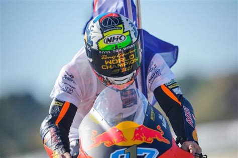 Bikin Ngiler Helm Buatan Indonesia Dipakai Juara Dunia Moto2 2021