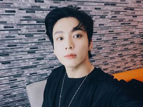 Jungkook BTS Jadi Solois K Pop Pertama Sejak PSY Yang Bertahan 3 Minggu Di Billboard Hot 100