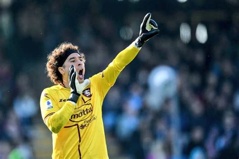 Por qué es Tendencia on Twitter Ochoa Por su debut en la Serie A