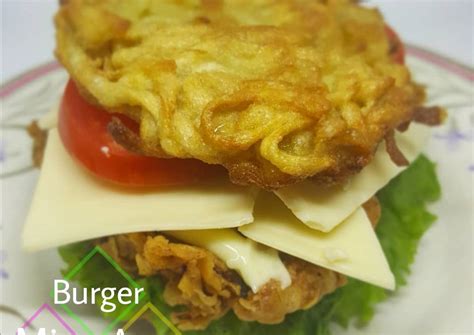 Resep Burger Mie Ayam Crispy Oleh Rhee Cookpad
