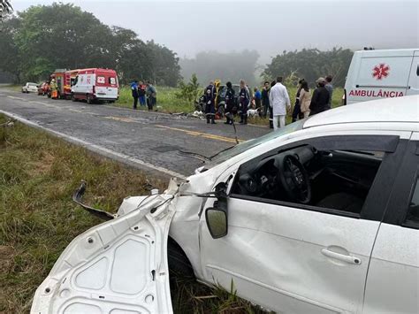 Duas Pessoas Morrem Em Acidente Na Br 267 Na Zona Da Mata Mineira