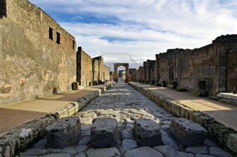 Scavi di Pompei record di visite più di 33 mila visitatori in un