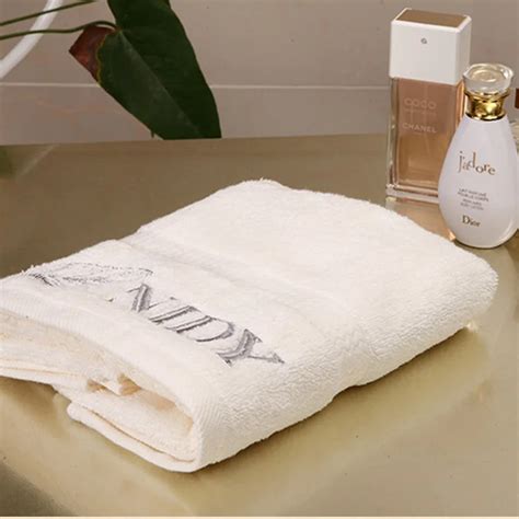 70x140cm Embroidered Hotel Towel Cotton Towel Set Used For Bathroom