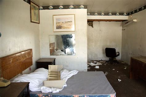 Travelers Share The Awful Hotels They Wish They Never Stayed In