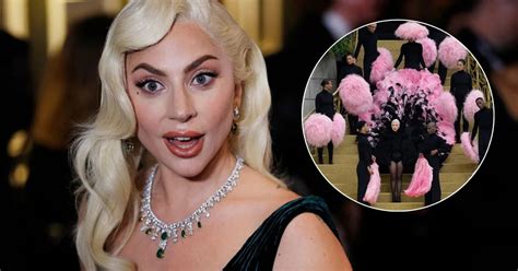 Lady Gaga Ensayó A Orillas Del Río Sena Previo A Su Show Inaugural De