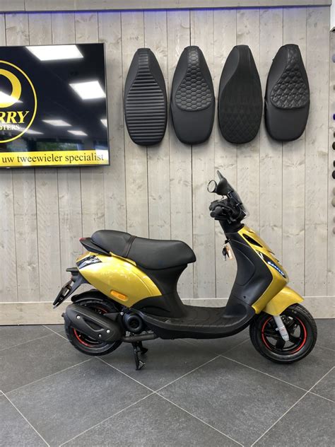 Piaggio Zip Sp Iget T V Euro Specialpaint Porsche Yellow Perry