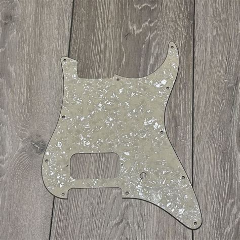 Suhr Classic S Pickguard Tom Delonge Style H White Pearloid Reverb