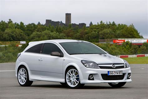 2007 Opel Astra OPC Nurburgring Edition Top Speed