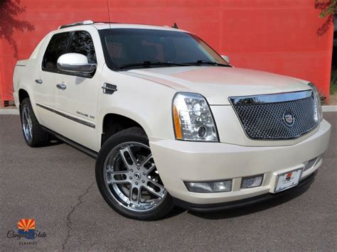 2013 Cadillac Escalade Ext Awd 4dr Premium Sold Motorious
