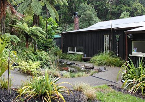 Paul Thompson Gardens | New Zealand Native