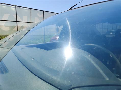 Замена лобового стекла — Ford Focus Sedan II, 1,8 л, 2006 года ...