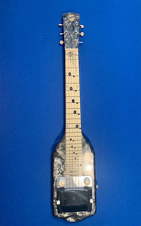 National Chicagoan Lap Steel Reverb