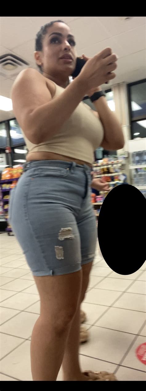 Big Booty Latina Jean Shorts Tight Jeans Forum