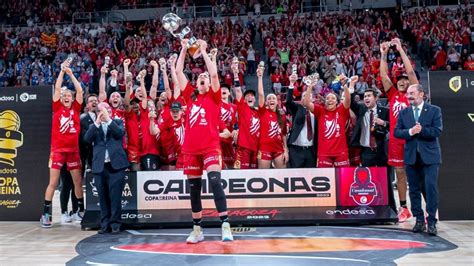 Baloncesto Casademont Zaragoza Gana Su Primera Copa De La Reina