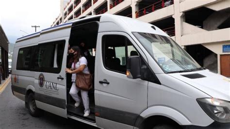 La UANL ofrece transporte gratis a personal médico Distrito Médico