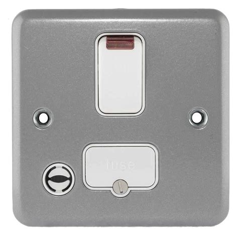 MK Metalclad Plus DP Unswitched Fused Switch With Switched Flex Outlet