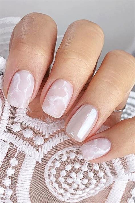 Stunning White Nail Designs That Are So Effortlessly Chic