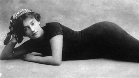 From Cripple To Star How Australian Born Diver Annette Kellerman Became A ‘pinnacle Of Physical