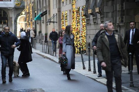 Rania Di Giordania A Milano Con Uomini Di Scorta